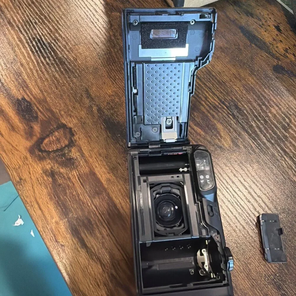 Pentax IQZoom 115M 35mm Point & Shoot Film Camera Tested Working